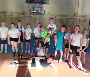 Dwa ognie klas 4 zawodnicy