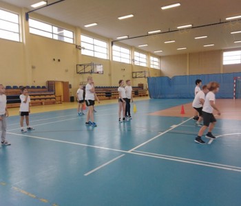 Dwa ognie klas 4 podczas gry